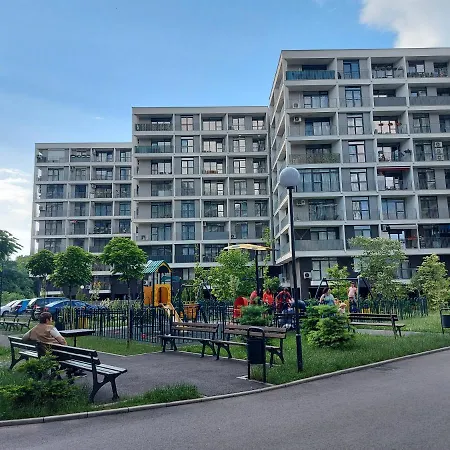 Inter Expo アパート ソフィア