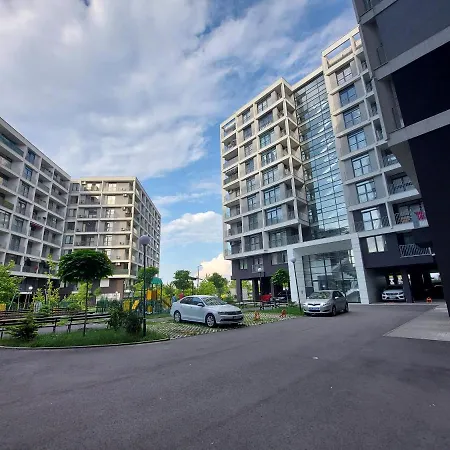 Inter Expo Lejlighed